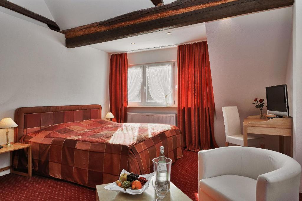 Jagdschloss Moenchbruch Mörfelden-Walldorf Cameră foto